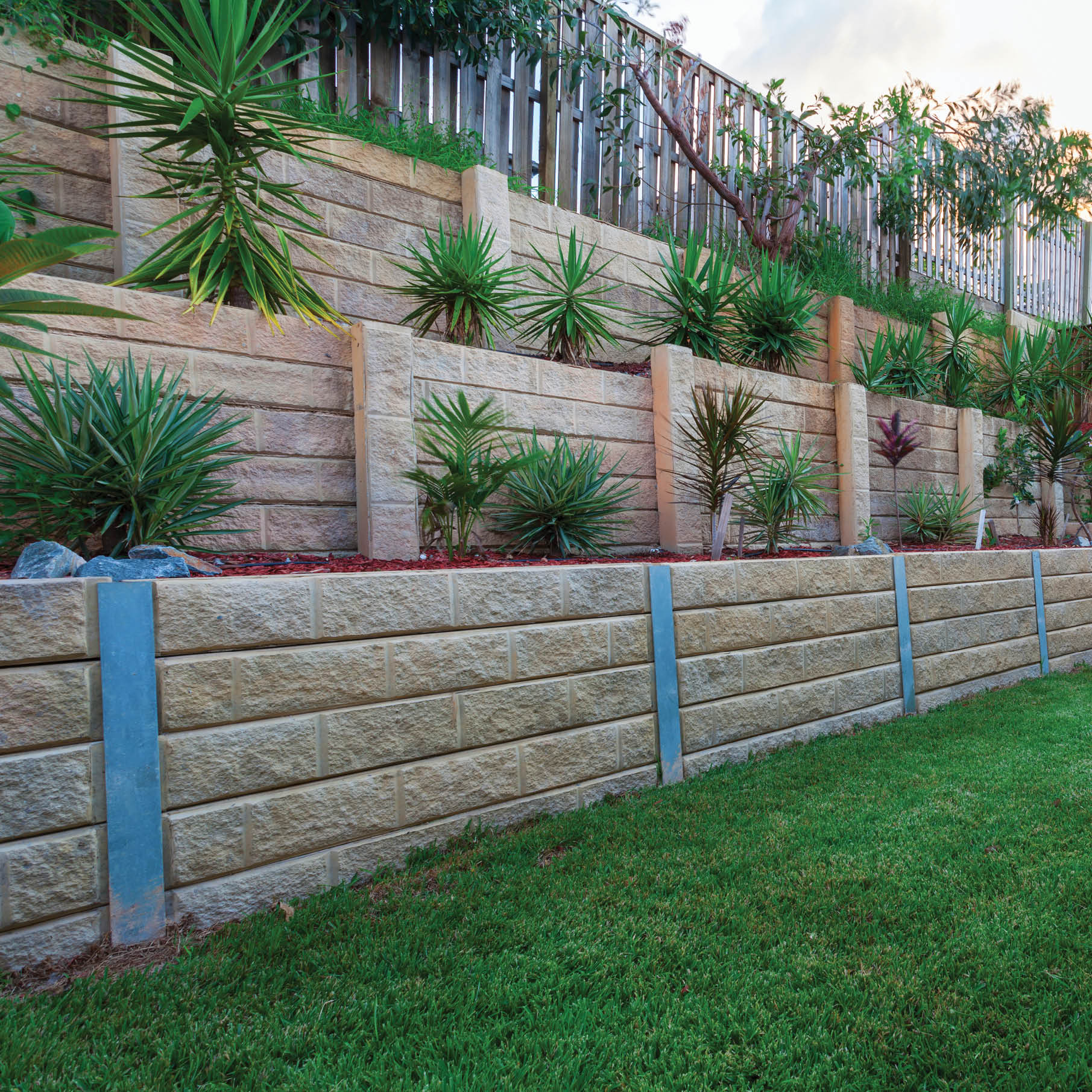Retaining Walls | Arnel Fencing Warehouse